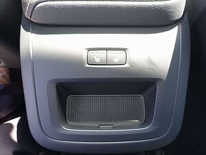Volvo  B4 AWD Plus Dark/AHK/360°Cam/Pano. /Lenkrhz.