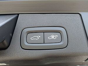 Volvo  Recharge Plus T8 AWD/FourC/Pano. /Memory/LED