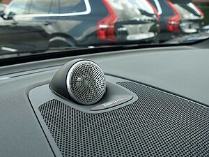 Volvo  Black Edition Plus T8 AWD/FourC/HeadUp/360°