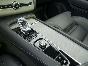 Volvo  Recharge Ultimate T8 AWD/360°Cam/Pano/BLIS
