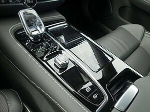 Volvo  Recharge Ultimate T8 AWD Leasing ab € 349,-