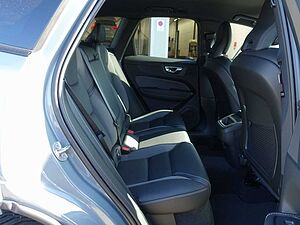 Volvo  B4 Diesel Plus Dark/AHK/Frontschhz. /Lenkrhz