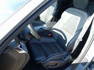 Volvo  B4 Diesel Plus Dark/AHK/Frontschhz. /Lenkrhz