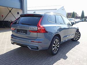 Volvo  B4 Diesel Plus Dark/AHK/Frontschhz. /Lenkrhz