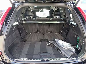 Volvo  Plus T8 AWD/HeadUP/360°/BLIS/B&W/FourC/Pano