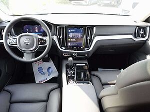 Volvo  Ultra T6 AWD/360°/Head-Up/Pano/360°/H&K/BLIS