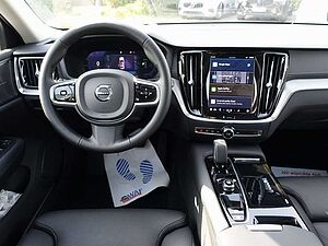 Volvo  Ultra T6 AWD/360°/Head-Up/Pano/360°/H&K/BLIS