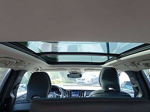 Volvo  Ultra T6 AWD/360°/Head-Up/Pano/360°/H&K/BLIS