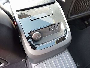 Volvo  Ultra T6 AWD/360°/Head-Up/Pano/360°/H&K/BLIS