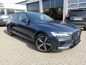Volvo  Ultra T6 AWD/360°/Head-Up/Pano/360°/H&K/BLIS