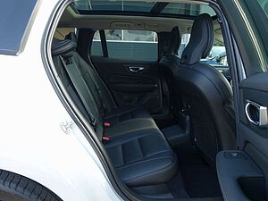 Volvo  Plus T6 AWD/AHK/Pano/360°/H&K/Sitzkühlung