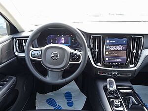 Volvo  Plus T6 AWD/AHK/Pano/360°/H&K/Sitzkühlung