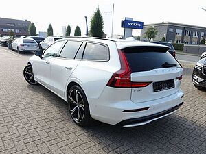Volvo  Plus T6 AWD/AHK/Pano/360°/H&K/Sitzkühlung