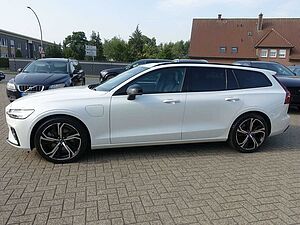 Volvo  Plus T6 AWD/AHK/Pano/360°/H&K/Sitzkühlung