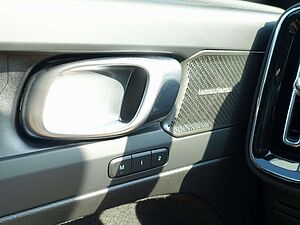 Volvo  Black Edition Ultra Twin Motor Performance