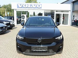 Volvo  Black Edition Ultra Twin Motor Performance