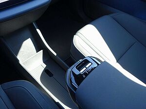 Volvo  Ultra, Single Motor Extended Range/360°/H&K