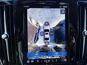 Volvo  Recharge Ultimate T8 AWD/360°/Head-Up/H&K