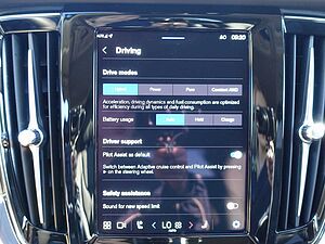 Volvo  Recharge Ultimate T8 AWD/360°/Head-Up/H&K