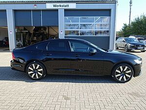 Volvo  Recharge Ultimate T8 AWD/360°/Head-Up/H&K