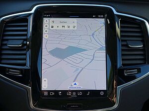 Volvo  Ultra Dark T8 AWD/360°/B&W/HeadUP/Pano