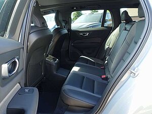 Volvo  Plus, T6 AWD Plug-in Hybrid/360°/Pano/H&K