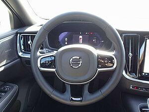 Volvo  Plus, T6 AWD Plug-in Hybrid/360°/Pano/H&K