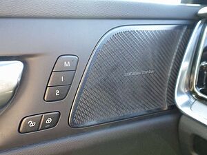 Volvo  Plus, T6 AWD Plug-in Hybrid/360°/Pano/H&K