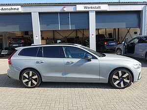 Volvo  Plus, T6 AWD Plug-in Hybrid/360°/Pano/H&K