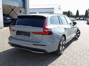 Volvo  Plus, T6 AWD Plug-in Hybrid/360°/Pano/H&K