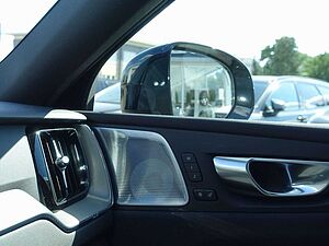 Volvo  Black Edition Plus T6 AWD/Pano/AHK/H&K/BLIS