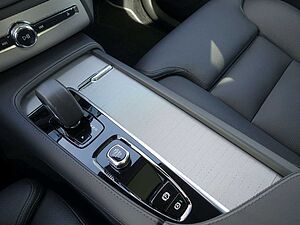 Volvo  Ultra T8 AWD Plug-in Hybrid/Pano/360°/H&K