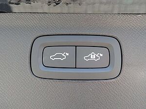 Volvo  Ultra T8 AWD Plug-in Hybrid/Pano/360°/H&K