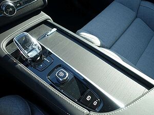 Volvo  Ultra, T8 AWD/Pano/360°/HeadUP/B&W/BLIS
