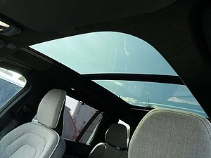 Volvo  Ultra, T8 AWD/Pano/360°/HeadUP/B&W/BLIS