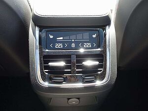 Volvo  Ultra, T8 AWD/Pano/360°/HeadUP/B&W/BLIS