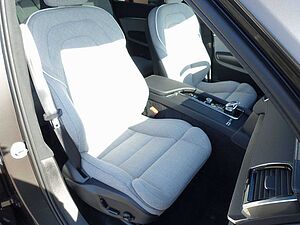 Volvo  Ultra, T8 AWD/Pano/360°/HeadUP/B&W/BLIS