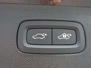 Volvo  Plus Dark T8 AWD Plug-in Hybrid/Pano/FourC