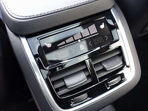 Volvo  Plus Dark T8 AWD Plug-in Hybrid/Pano/FourC