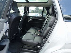 Volvo  Ultra, T8 AWD Plug-in Hybrid/Pano/B&W/360°