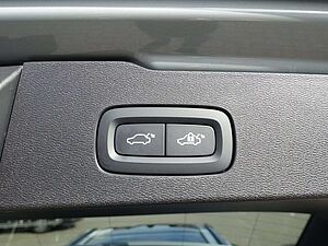 Volvo  Ultra, T6 AWD Plug-in Hybrid/Pano/H&K/AHK