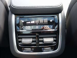 Volvo  Plus Bright T8 AWD Plug-in Hybrid PANO/360°