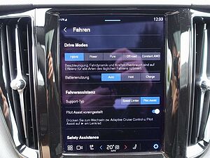 Volvo  T6 AWD R Design Plug-In/StndHz/Kamera/H&K