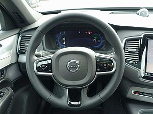 Volvo  Plus T8 AWD/360°/B&W/Pano/FourC/AHK/BLIS