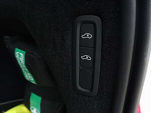 Volvo  Ultra, T8 AWD/FourC/Pano/360°/BLIS/Massage