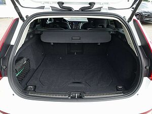 Volvo  Plus Dark T6 AWD Plug-in Hybrid HUD/PANO/SHZ