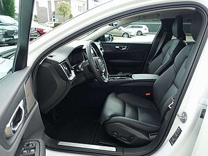 Volvo  Plus Dark T6 AWD Plug-in Hybrid HUD/PANO/SHZ