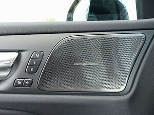 Volvo  Plus Dark T6 AWD Plug-in Hybrid HUD/PANO/SHZ