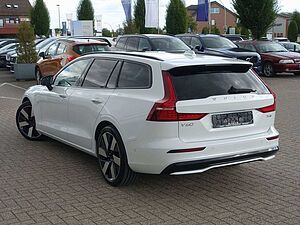 Volvo  Plus Dark T6 AWD Plug-in Hybrid HUD/PANO/SHZ