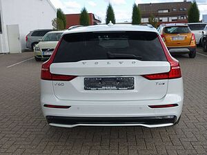 Volvo  Plus Dark T6 AWD Plug-in Hybrid HUD/PANO/SHZ